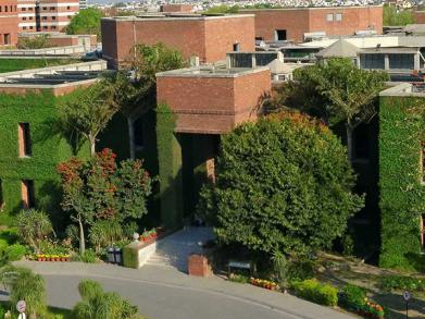 Front facing picture of academic block