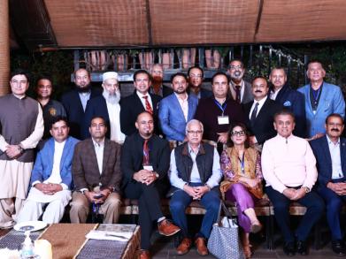 LUMS Hosts Dinner for Overseas Pakistani Award-Winners 